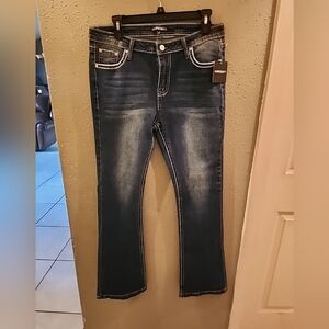 Harper& Ivy. Bootcut Jeans